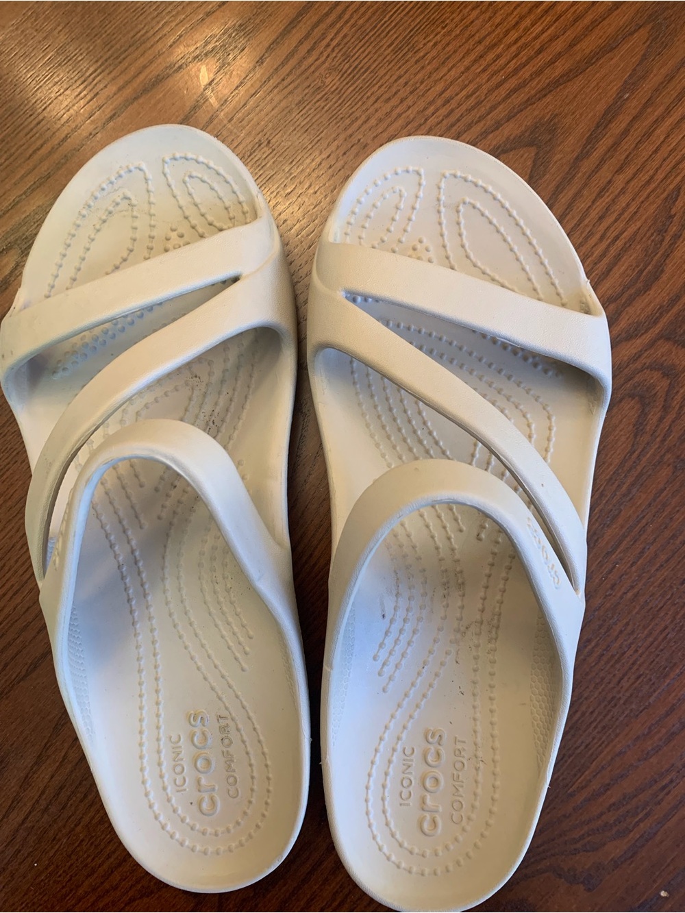 CROCS Womens White Strappy Slip-On Sandals - Picture 5 of 5